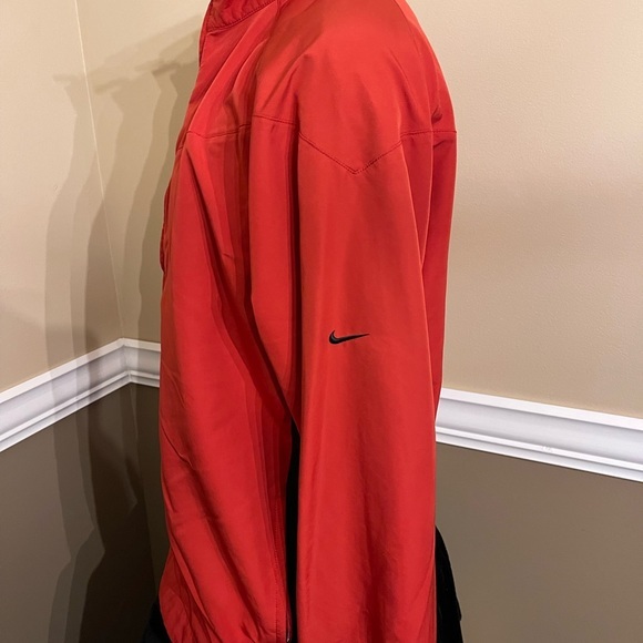 NIKE GOLF Red Black Quarter Zip Pullover Windbreaker Long‎ Sleeve size Medium - Picture 4 of 9